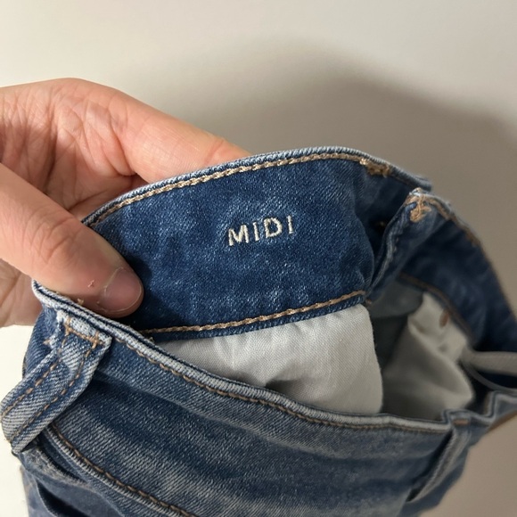 American Eagle Next Level Stretch Midi Ripped Jean Shorts - Picture 4 of 5